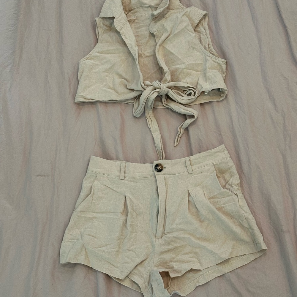 Women's Cream Shorts Set